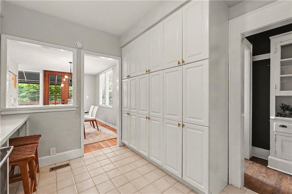 3 bedroom, 3 bathroom, 2,244 sq ft single family residence for sale at 1180 Cameron Court, Atlanta, GA 30306 — photo 10