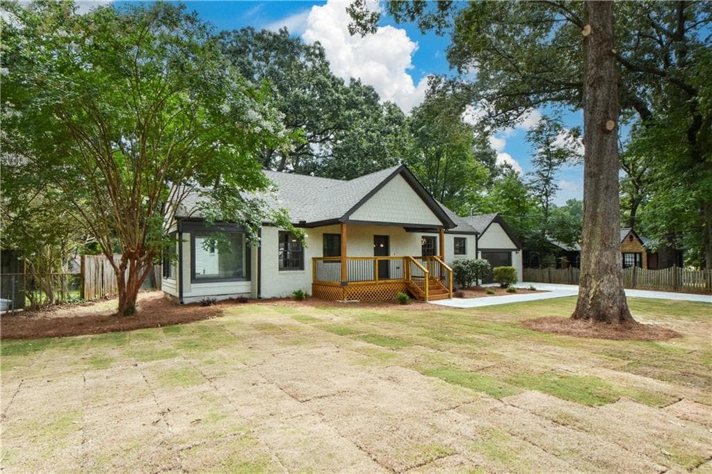 4 bedroom, 5 bathroom, 2,500 sq ft single family residence for sale at 1062 Bouldercrest Drive, Atlanta, GA 30316 — photo 3