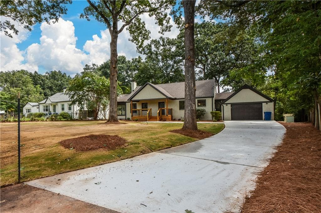 4 bedroom, 5 bathroom, 2,500 sq ft single family residence for sale at 1062 Bouldercrest Drive, Atlanta, GA 30316 — photo 5