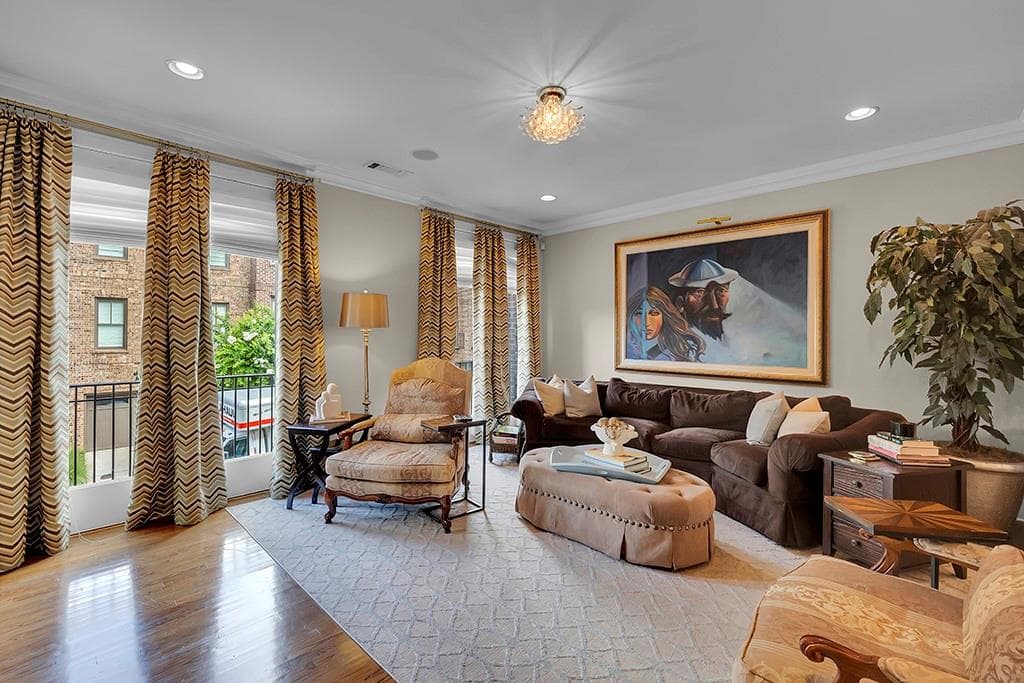 4 bedroom, 4 bathroom, 2,604 sq ft townhouse for sale at 440 Canton Walk, Roswell, GA 30075 — photo 7