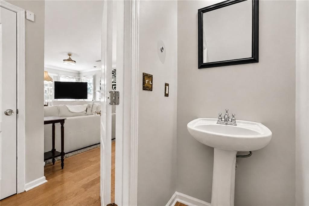 3 bedroom, 3 bathroom, 2,180 sq ft single family residence for sale at 140 Revolutionary Drive, Hampton, GA 30228 — photo 6