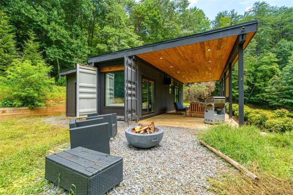 1 bedroom, 1 bathroom, 540 sq ft single family residence under contract at 1824 Colwell Road, Blue Ridge, GA 30513 — photo 8