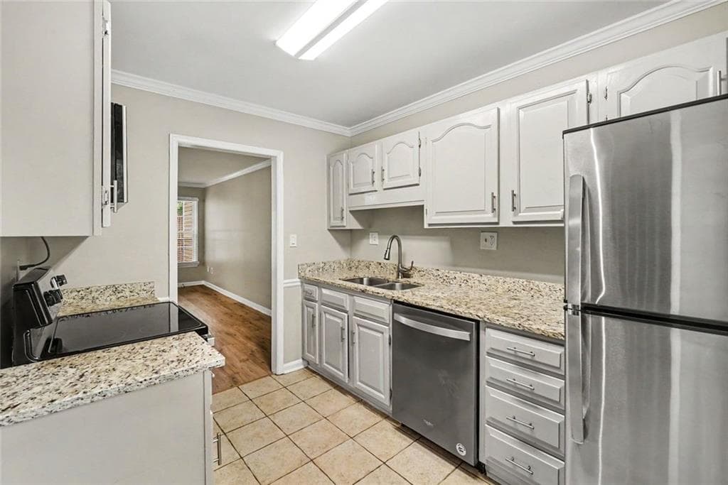 2 bedroom, 3 bathroom, 1,200 sq ft townhouse for sale at 567 Salem Woods Drive, Marietta, GA 30067 — photo 6