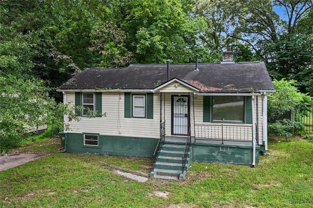 4 bedroom, 2 bathroom, 1,500 sq ft single family residence for sale at 2203 Tiger Flowers Drive, Atlanta, GA 30314 — photo 3