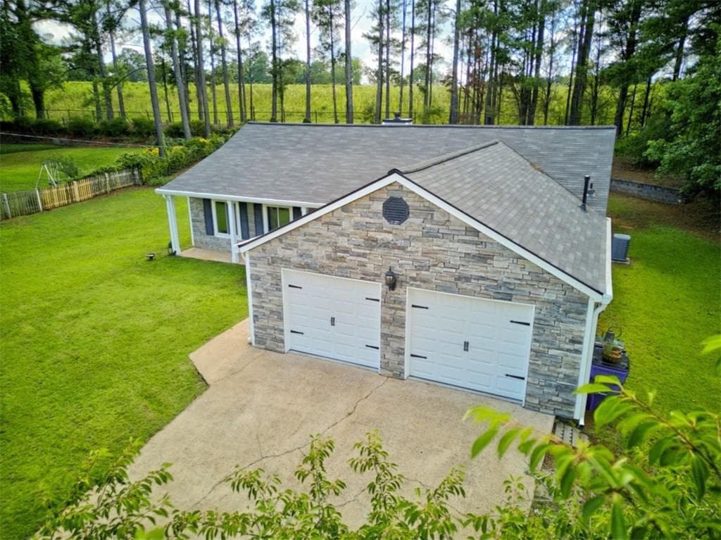 3 bedroom, 2 bathroom, 1,764 sq ft single family residence under contract at 908 River Rock Drive, Woodstock, GA 30188 — photo 3