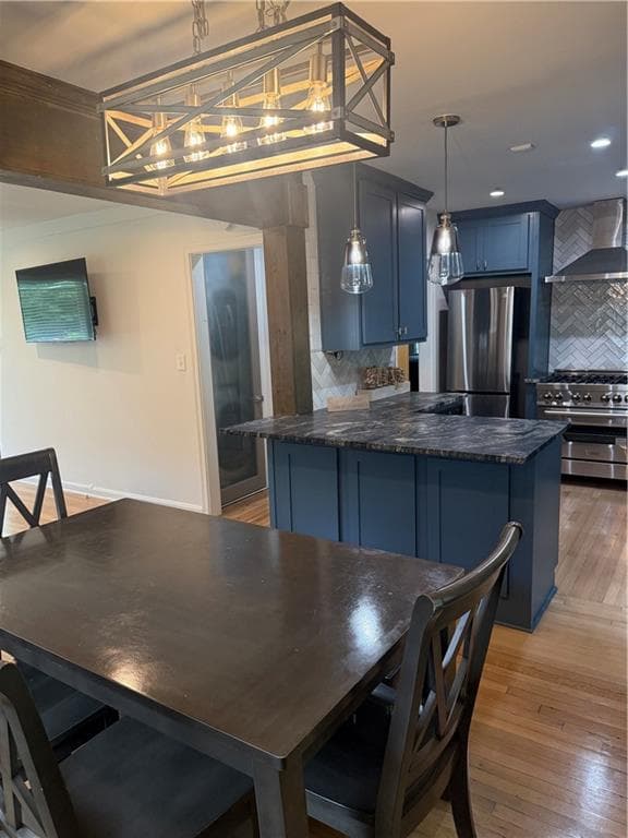 3 bedroom, 1 bathroom, 1,142 sq ft single family residence for sale at 1973 W Lakeside Drive, Decatur, GA 30032 — photo 5