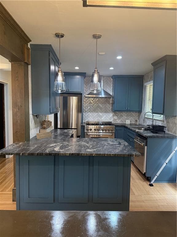 3 bedroom, 1 bathroom, 1,142 sq ft single family residence for sale at 1973 W Lakeside Drive, Decatur, GA 30032 — photo 8