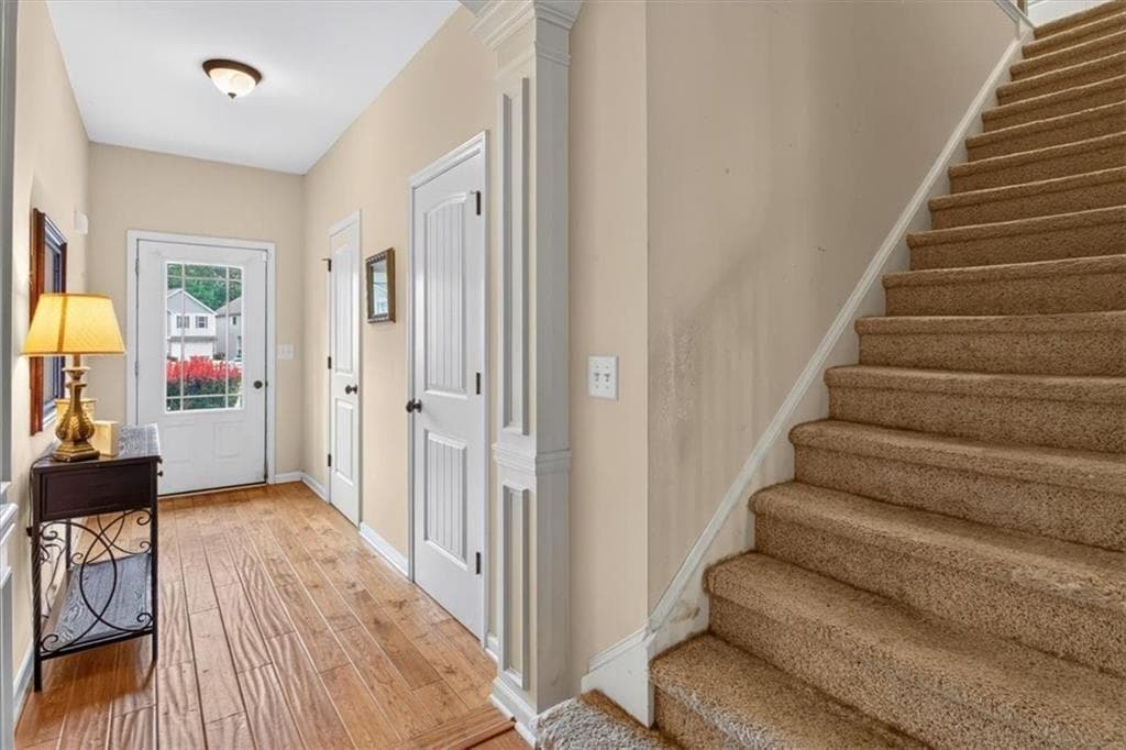 3 bedroom, 3 bathroom, 1,770 sq ft single family residence for sale at 257 Bethany Manor Court, Ball Ground, GA 30107 — photo 3
