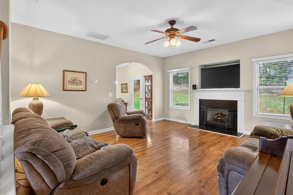 3 bedroom, 3 bathroom, 1,770 sq ft single family residence for sale at 257 Bethany Manor Court, Ball Ground, GA 30107 — photo 5
