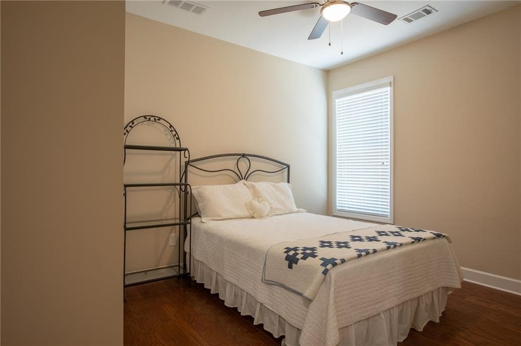 2 bedroom, 2 bathroom, 1,923 sq ft single family residence for sale at 3688 Majestic Oak Drive, Gainesville, GA 30504 — photo 8
