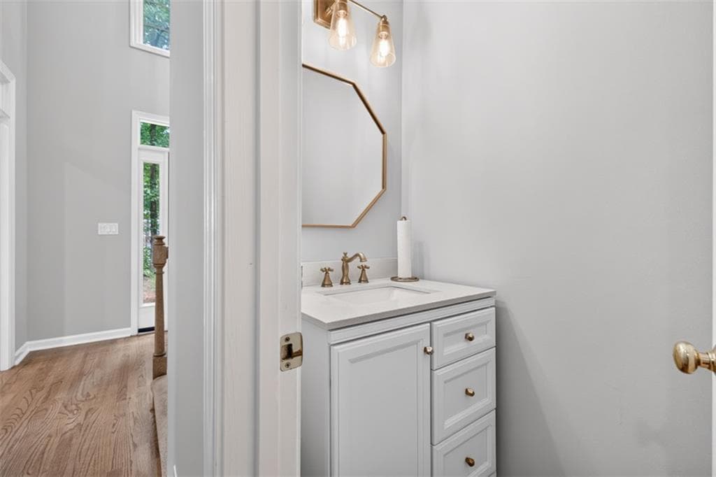 4 bedroom, 3 bathroom, 2,715 sq ft single family residence under contract at 2652 Forest Meadow Lane, Lawrenceville, GA 30043 — photo 9