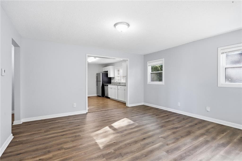 3 bedroom, 1 bathroom, 1,308 sq ft single family residence for sale at 1393 Northwest Drive, Atlanta, GA 30318 — photo 10