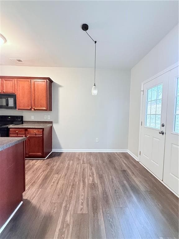 6 bedroom, 6 bathroom, 1,663 sq ft single family residence for rent at 514 Whitney Way, Canton, GA 30114 for $2,045 a month — photo 5