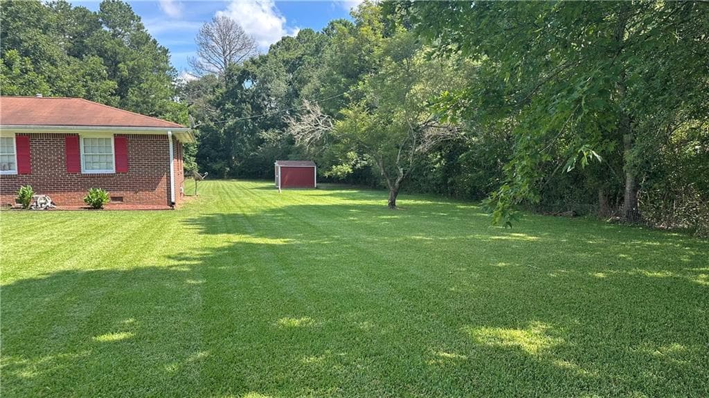 3 bedroom, 2 bathroom, 1,000 sq ft single family residence for sale at 2323 Locust Grove Road, Griffin, GA 30223 — photo 10