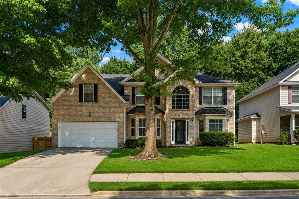 5 bedroom, 3 bathroom, 3,268 sq ft single family residence for sale at 2871 Chilhowee Drive, Atlanta, GA 30331 — photo 2