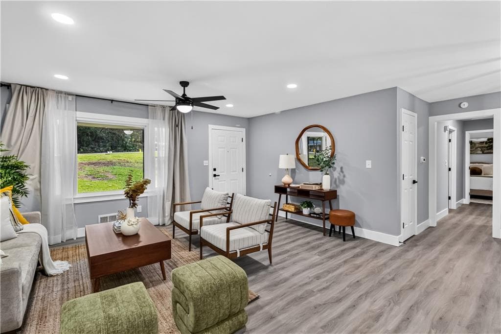 3 bedroom, 3 bathroom, 1,190 sq ft single family residence for sale at 1539 Rockingway Drive, Marietta, GA 30008 — photo 9