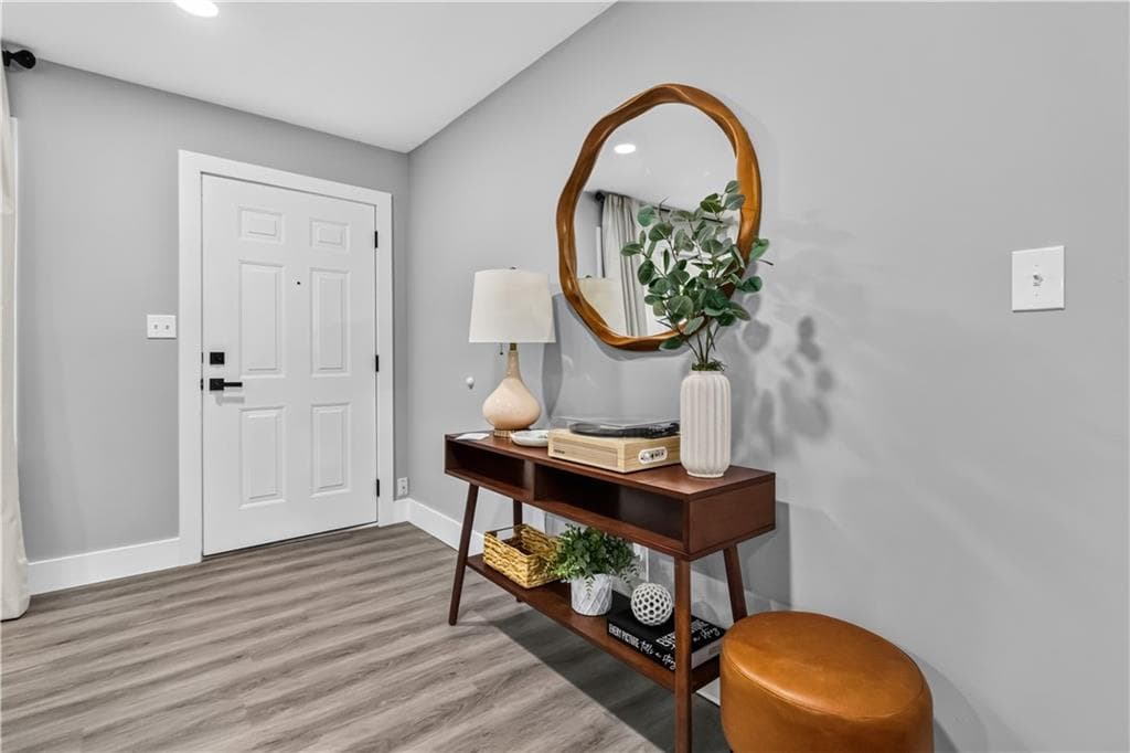 3 bedroom, 3 bathroom, 1,190 sq ft single family residence for sale at 1539 Rockingway Drive, Marietta, GA 30008 — photo 4