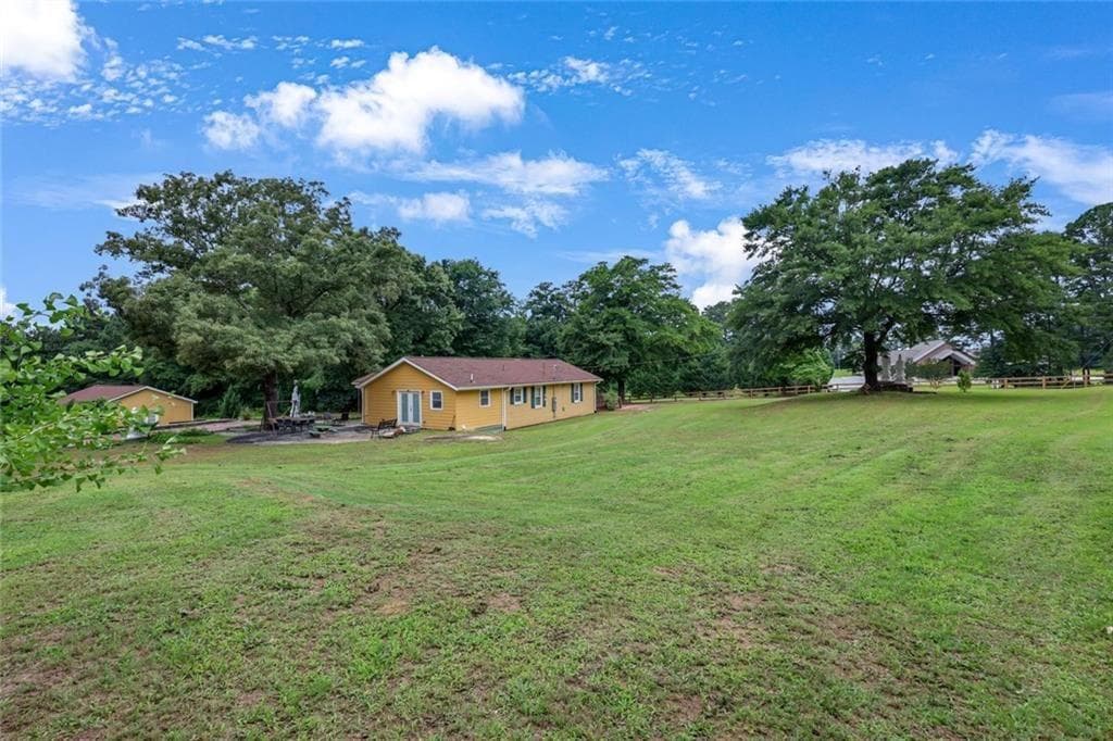 3 bedroom, 3 bathroom, 2,637 sq ft single family residence for sale at 1242 Cooper Road, Snellville, GA 30078 — photo 8