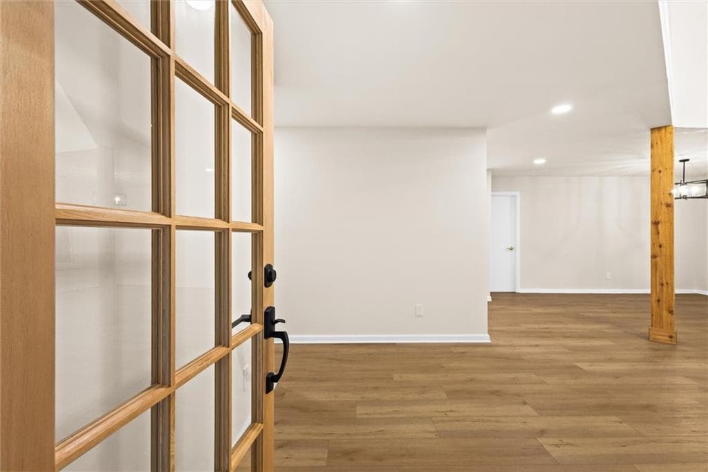 3 bedroom, 2 bathroom, 1,848 sq ft single family residence for sale at 6166 Stadium Court, Peachtree Corners, GA 30092 — photo 4