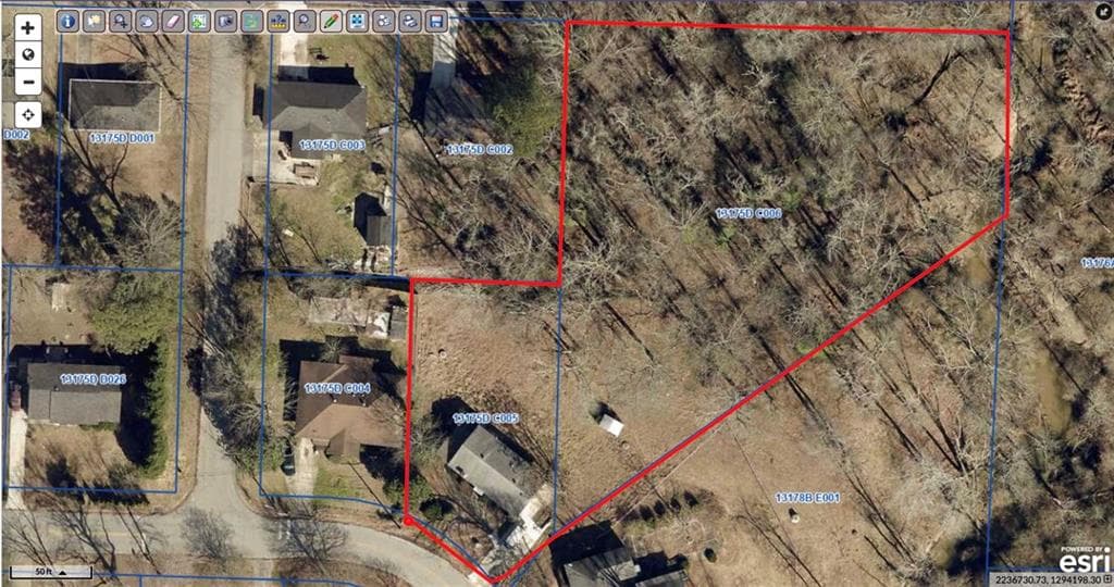 4 bedroom, 2 bathroom, 2,114 sq ft single family residence for sale at 868 King Road, Jonesboro, GA 30236