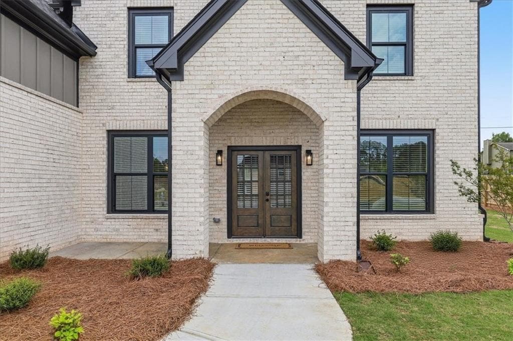 5 bedroom, 4 bathroom, 3,473 sq ft single family residence for sale at 1503 Reserve Glen Drive, Lawrenceville, GA 30043 — photo 2