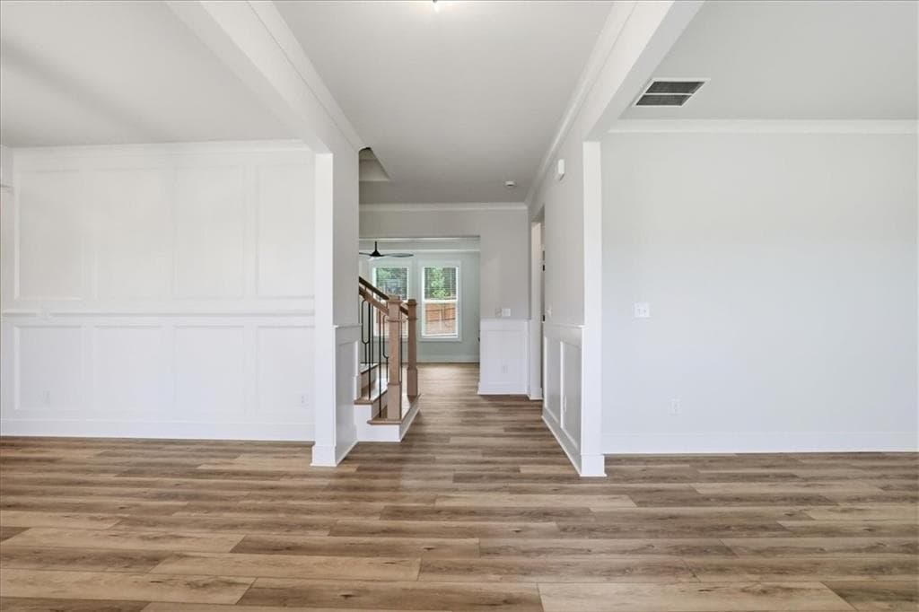 5 bedroom, 4 bathroom, 3,473 sq ft single family residence for sale at 1503 Reserve Glen Drive, Lawrenceville, GA 30043 — photo 3