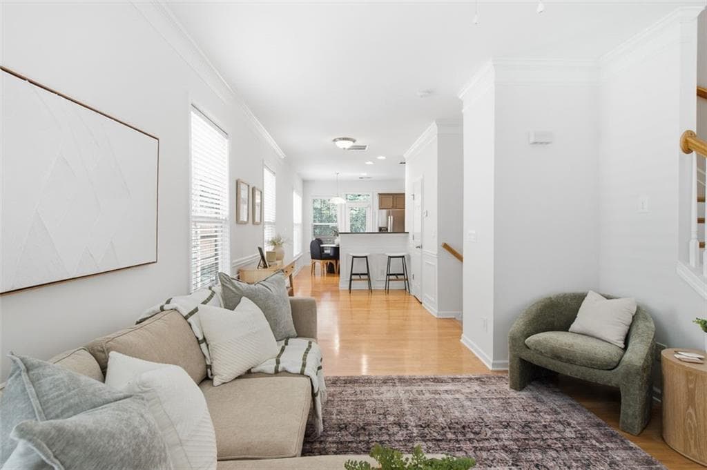 3 bedroom, 3 bathroom, 1,641 sq ft townhouse for sale at 855 Commonwealth Avenue, Atlanta, GA 30312 — photo 7