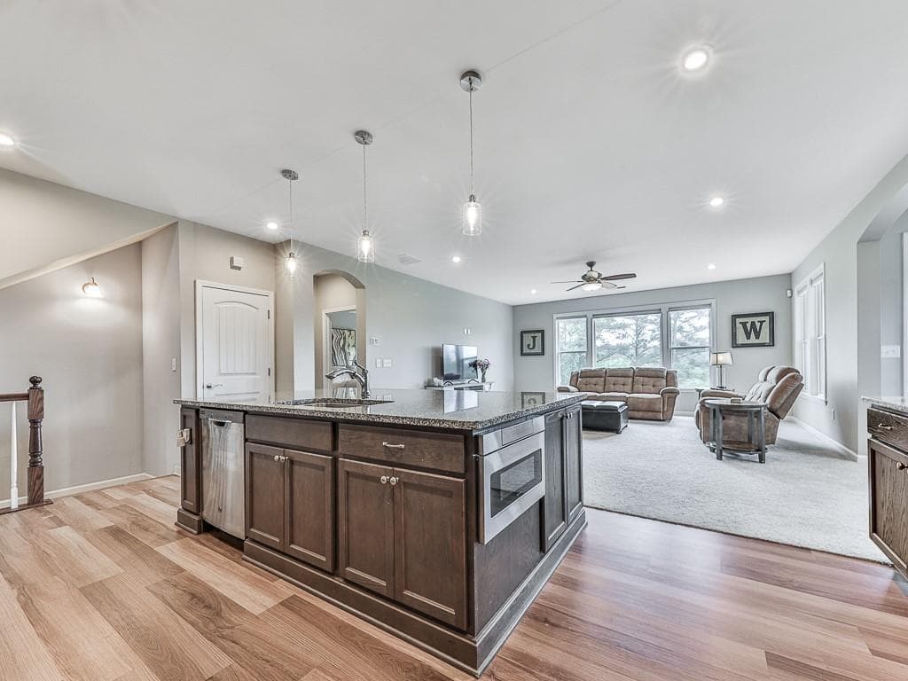 3 bedroom, 4 bathroom, 2,852 sq ft single family residence for sale at 507 Perdue Trail, Canton, GA 30115 — photo 6