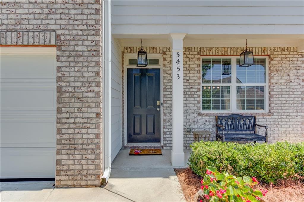 3 bedroom, 3 bathroom, 2,164 sq ft single family residence for sale at 5453 Barberry Ave, Oakwood, GA 30566 — photo 4