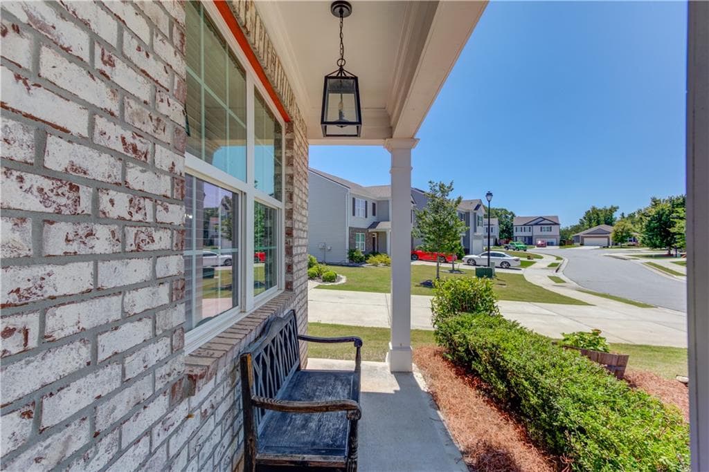 3 bedroom, 3 bathroom, 2,164 sq ft single family residence for sale at 5453 Barberry Ave, Oakwood, GA 30566 — photo 5