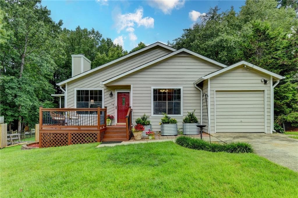 3 bedroom, 2 bathroom, 1,054 sq ft single family residence for sale at 3366 Highland Pine Way, Duluth, GA 30096 — photo 1 of 46