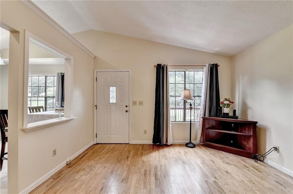 3 bedroom, 2 bathroom, 1,054 sq ft single family residence for sale at 3366 Highland Pine Way, Duluth, GA 30096 — photo 5