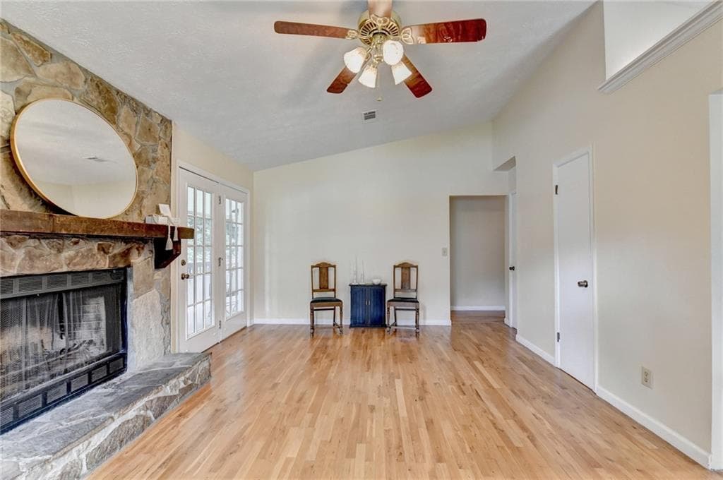 3 bedroom, 2 bathroom, 1,054 sq ft single family residence for sale at 3366 Highland Pine Way, Duluth, GA 30096 — photo 7
