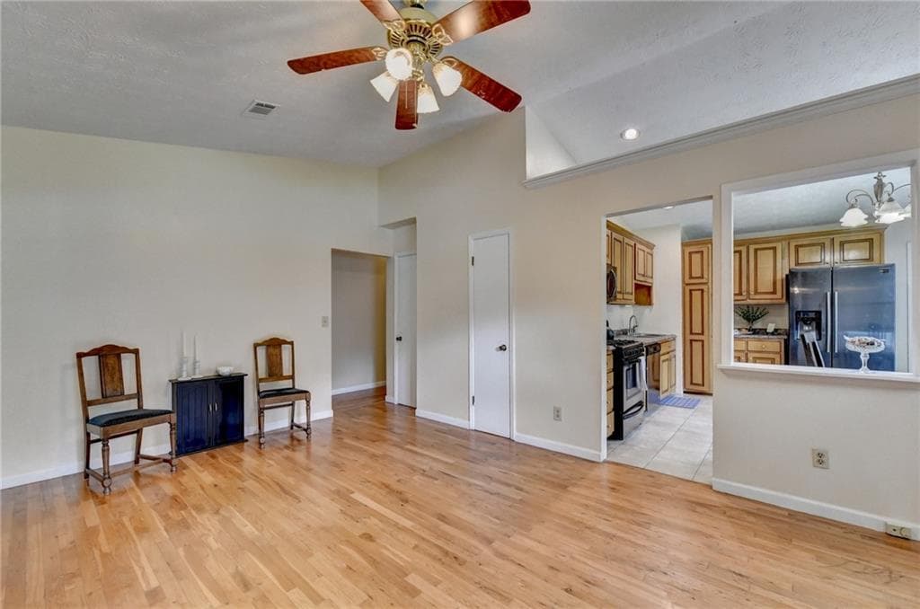 3 bedroom, 2 bathroom, 1,054 sq ft single family residence for sale at 3366 Highland Pine Way, Duluth, GA 30096 — photo 8