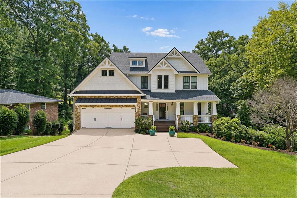 4 bedroom, 4 bathroom, 3,579 sq ft single family residence for sale at 960 Church Street, Smyrna, GA 30080 — photo 2