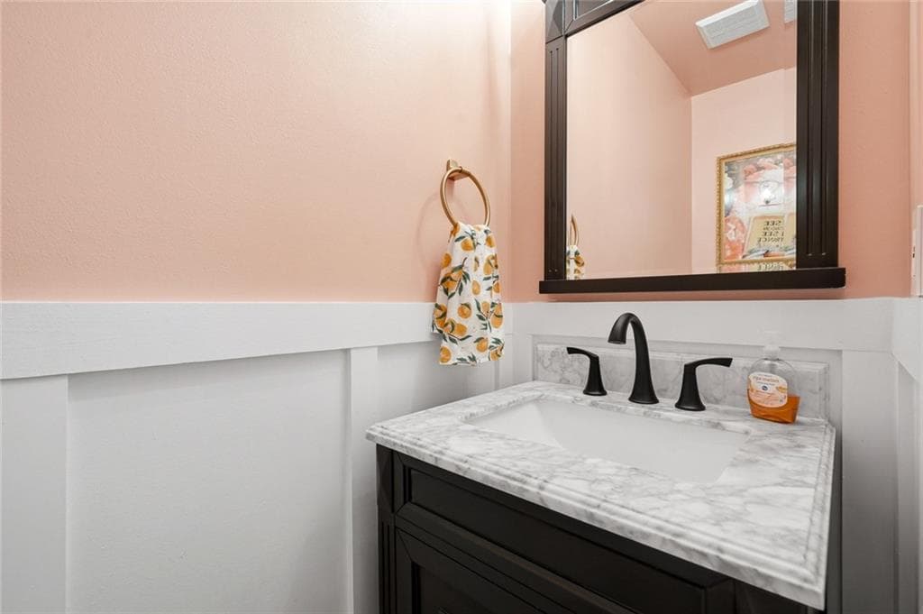 3 bedroom, 3 bathroom, 1,362 sq ft single family residence under contract at 2875 Capri Drive, Cumming, GA 30041 — photo 9