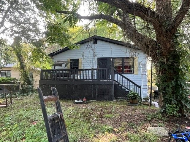 5 bedroom, 2 bathroom, 1,817 sq ft single family residence for sale at 474 Center Hill Avenue, Atlanta, GA 30318 — photo 1 of 4