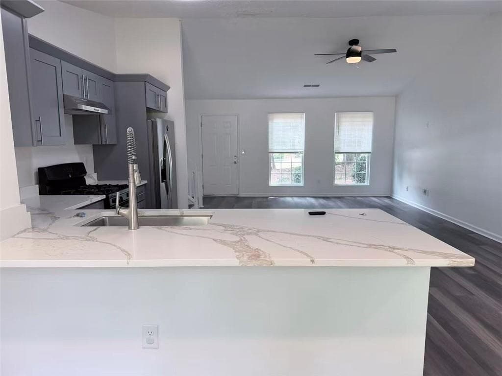 3 bedroom, 2 bathroom, 1,512 sq ft single family residence under contract at 944 Sweetwater Circle, Lawrenceville, GA 30044 — photo 9