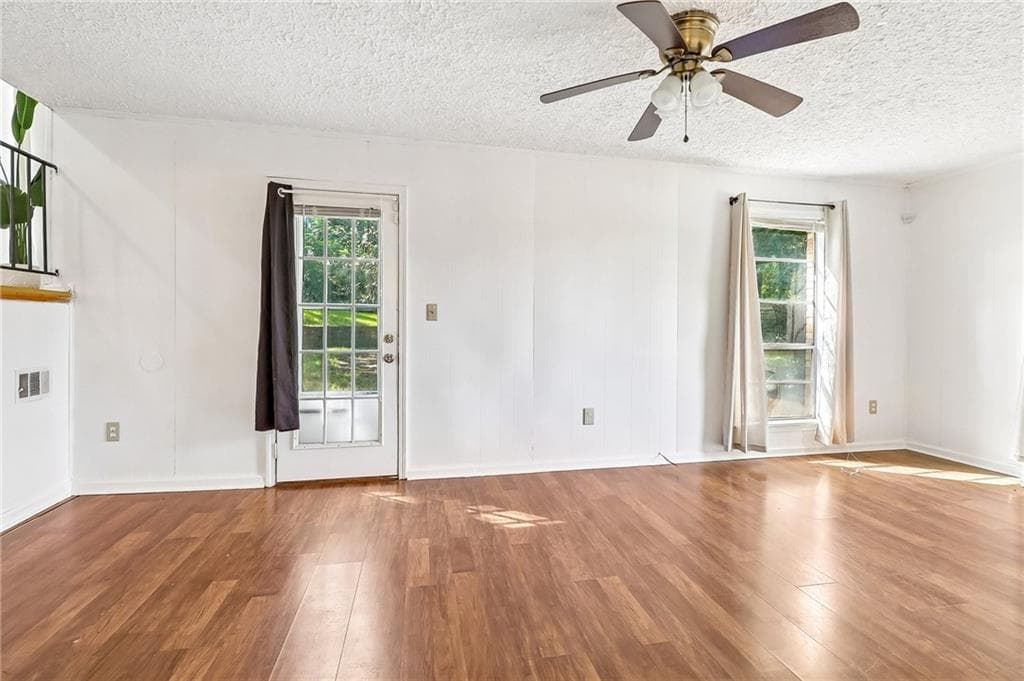 3 bedroom, 3 bathroom, 1,632 sq ft single family residence for sale at 3762 Fairington Drive, Hephzibah, GA 30815 — photo 7