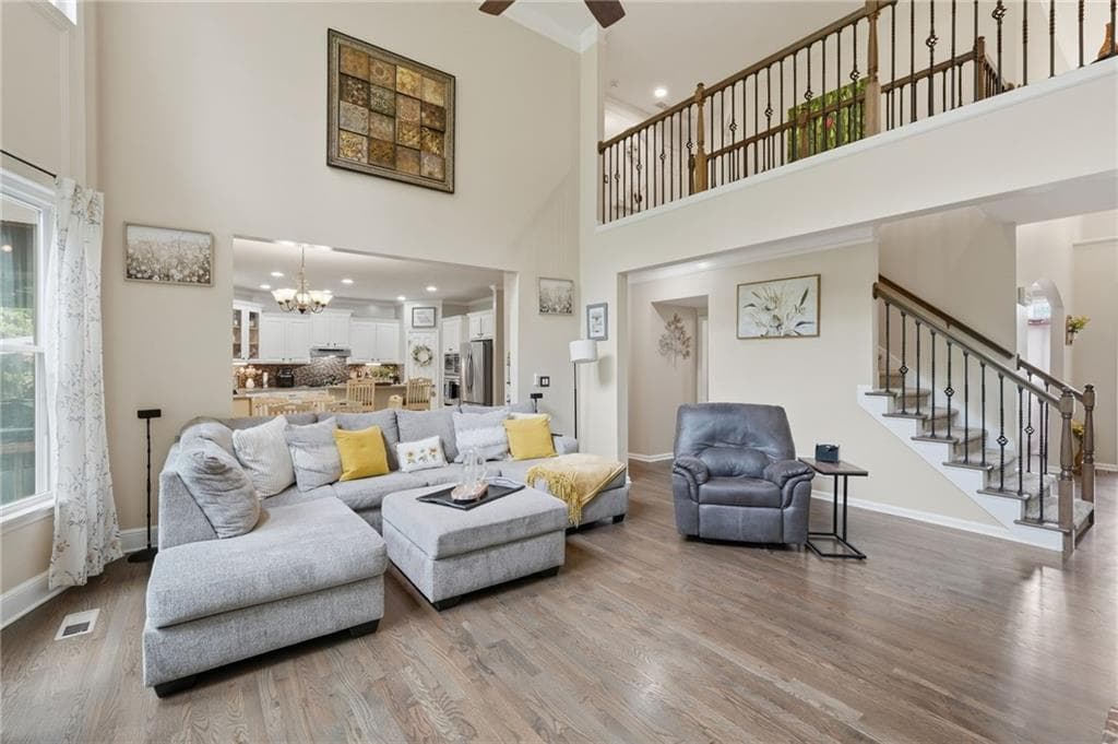 6 bedroom, 4 bathroom, 4,172 sq ft single family residence for sale at 214 Glenbrook Lane, Canton, GA 30115 — photo 10