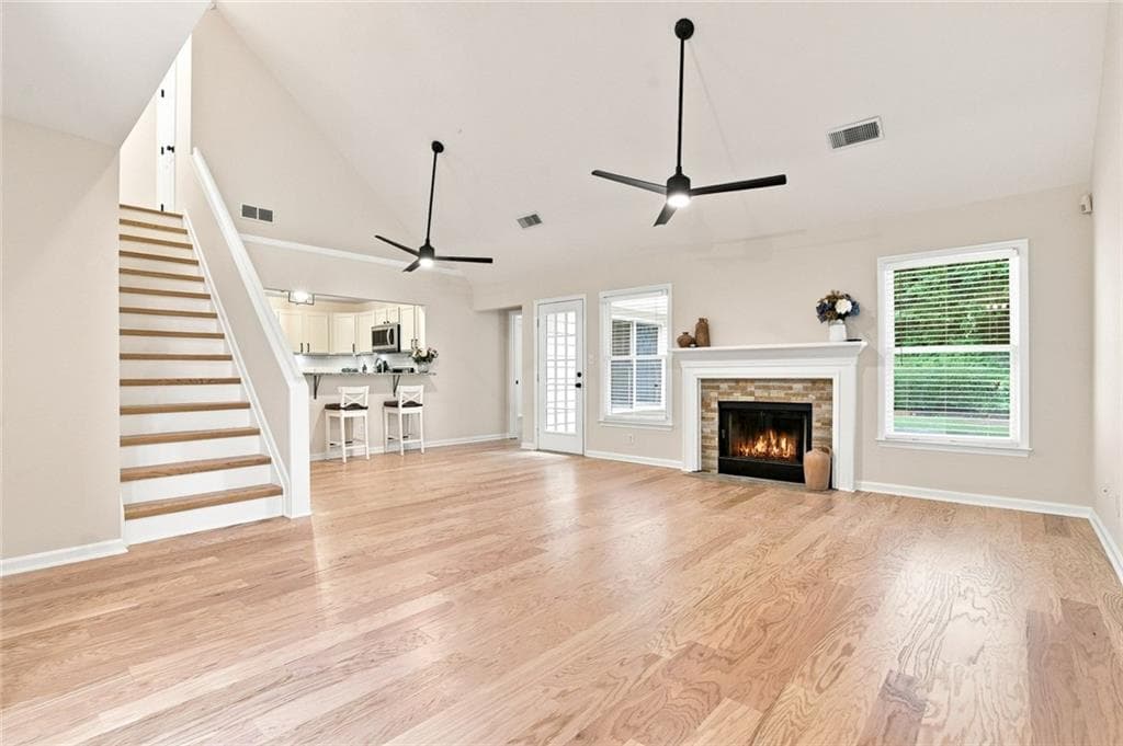 3 bedroom, 3 bathroom, 2,229 sq ft single family residence for rent at 5527 Bridge Pointe Drive, Alpharetta, GA 30005 for $3,000 a month — photo 4
