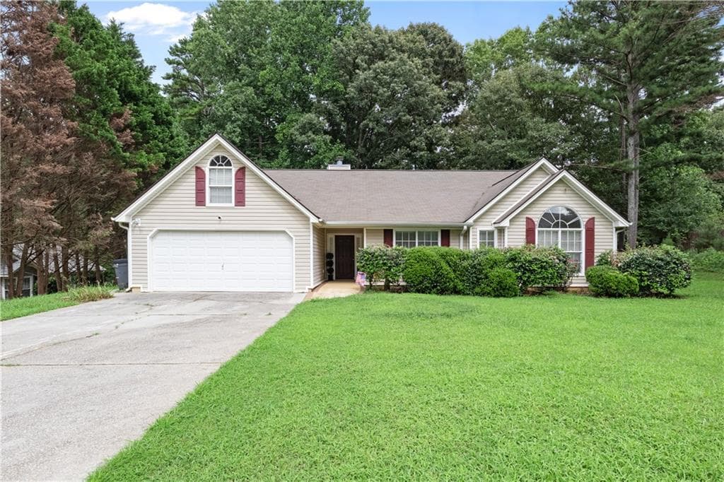 3 bedroom, 2 bathroom, 2,462 sq ft single family residence for sale at 70 Charity Drive, Douglasville, GA 30134 — photo 1 of 29