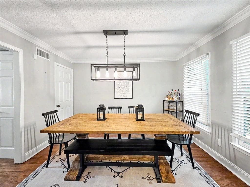 3 bedroom, 3 bathroom, 1,536 sq ft townhouse for sale at 184 Peachtree Hollow Court, Atlanta, GA 30328 — photo 7