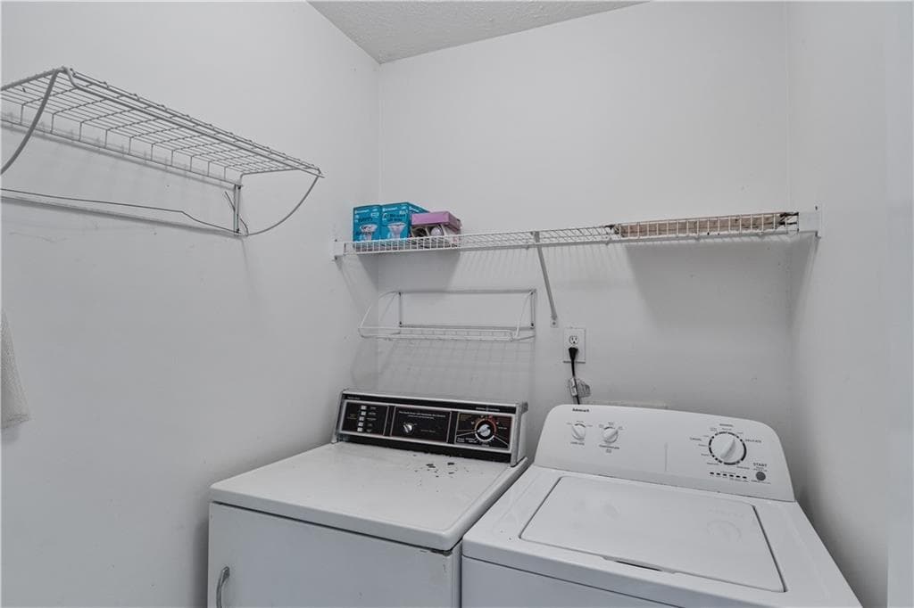 3 bedroom, 2 bathroom, 2,462 sq ft single family residence for sale at 70 Charity Drive, Douglasville, GA 30134 — photo 9