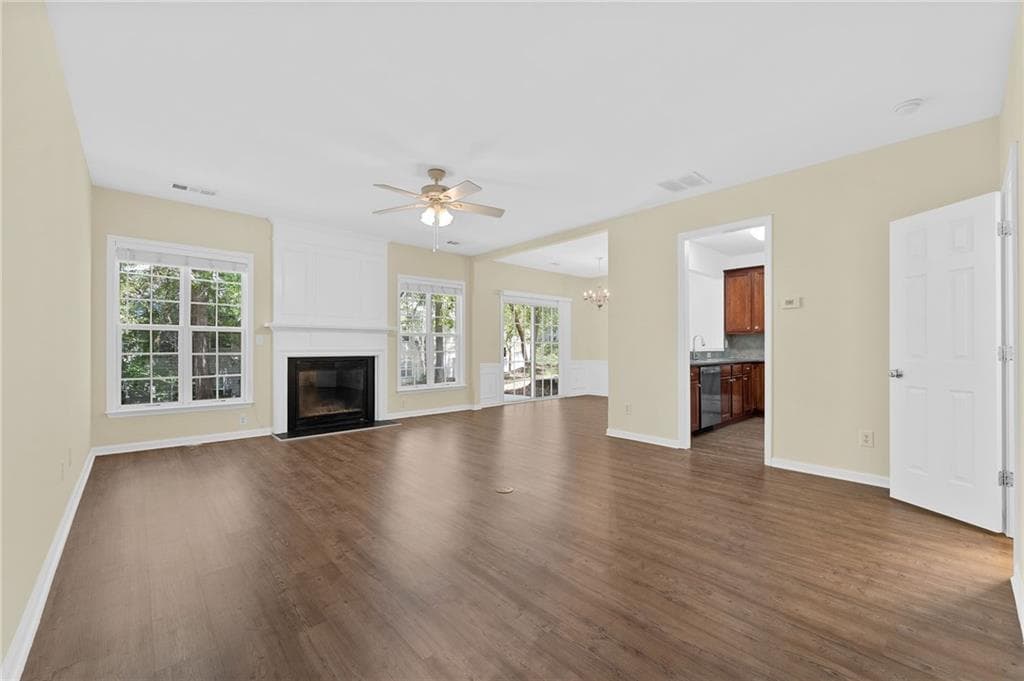 3 bedroom, 3 bathroom, 1,768 sq ft townhouse for rent at 1999 Hailston Lane, Duluth, GA 30097 for $2,400 a month — photo 4