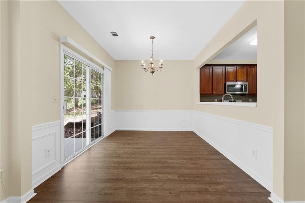 3 bedroom, 3 bathroom, 1,768 sq ft townhouse for rent at 1999 Hailston Lane, Duluth, GA 30097 for $2,400 a month — photo 6