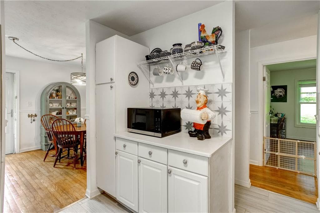 3 bedroom, 2 bathroom, 1,131 sq ft single family residence for sale at 48 Trina Avenue, Kennesaw, GA 30144 — photo 10