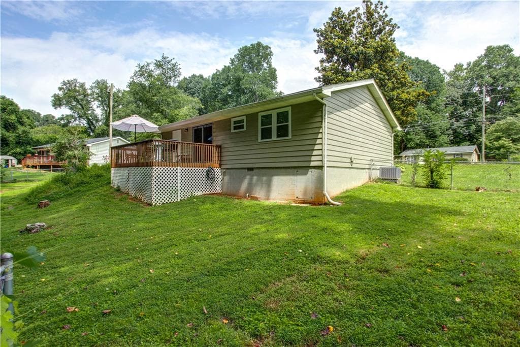 3 bedroom, 2 bathroom, 1,131 sq ft single family residence for sale at 48 Trina Avenue, Kennesaw, GA 30144 — photo 7