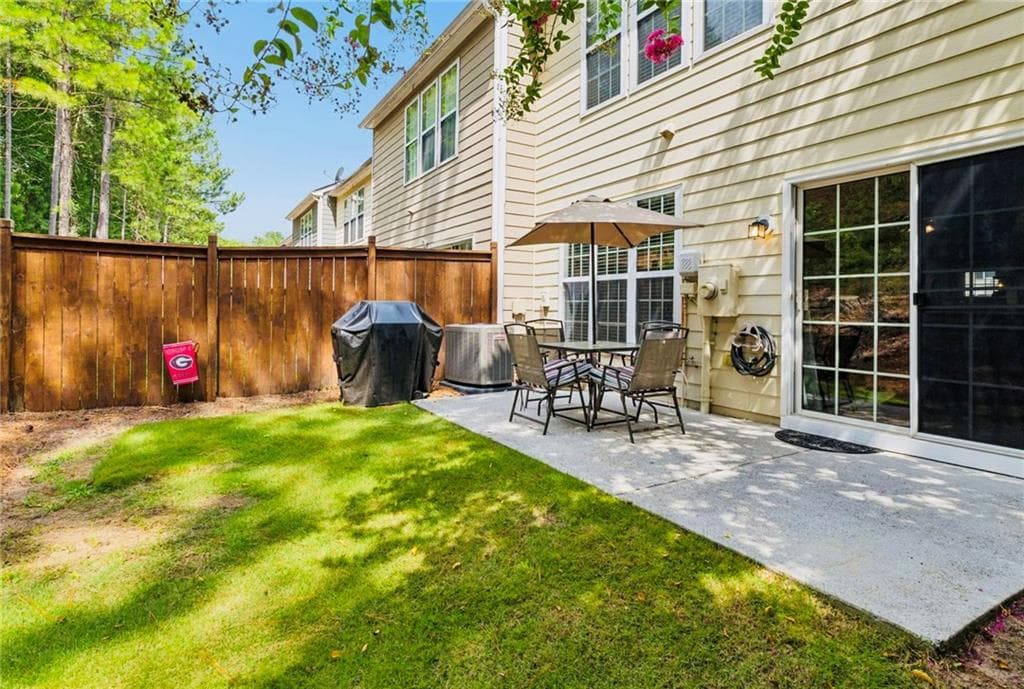3 bedroom, 3 bathroom, 1,620 sq ft townhouse for sale at 278 Kigian Trail, Woodstock, GA 30188 — photo 5
