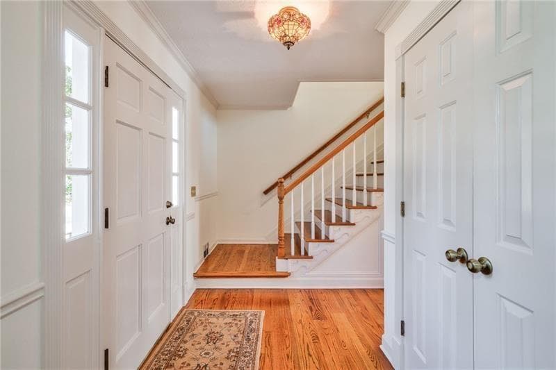 3 bedroom, 3 bathroom, 2,276 sq ft single family residence for rent at 4010 Mansion Drive, Marietta, GA 30062 for $2,850 a month — photo 2